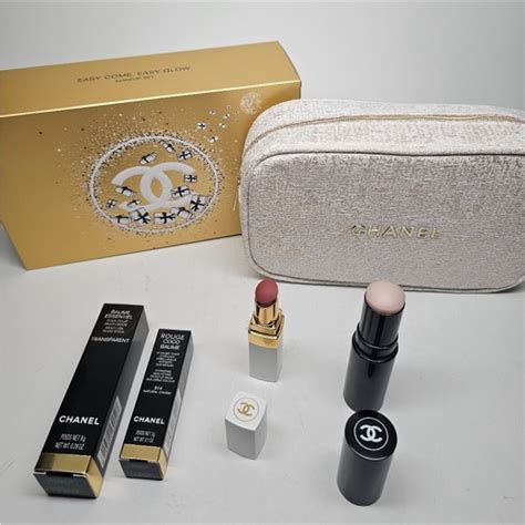 chanel easy come|CHANEL EASY COME, EASY GLOW Makeup Set.